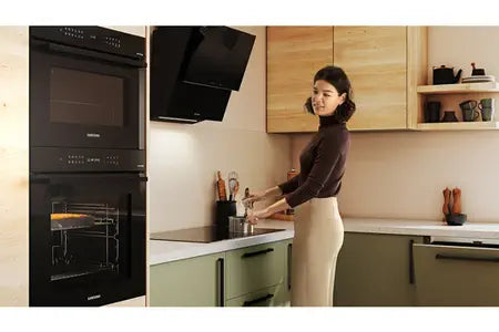 Micro-ondes mono-fonction Samsung Commandes vocales (Google, Alexa)/ (Bixby) via SmartThings NQ5B4513GBB